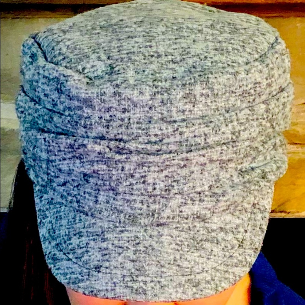 Gray fisherman’s cap
